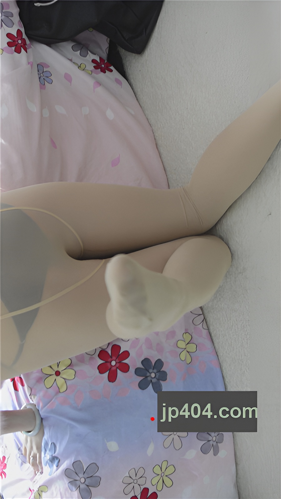 肉丝美足小姐姐[431M/MP4]