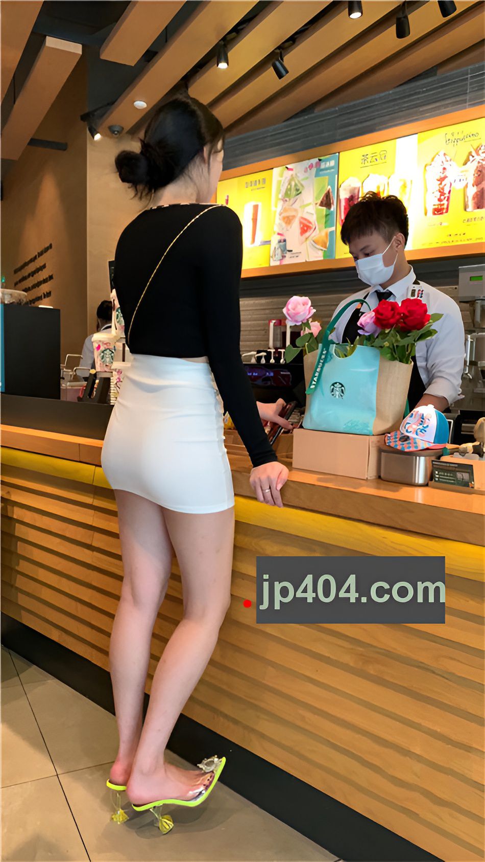 （视频）白裙女子[9.51G/MP4]