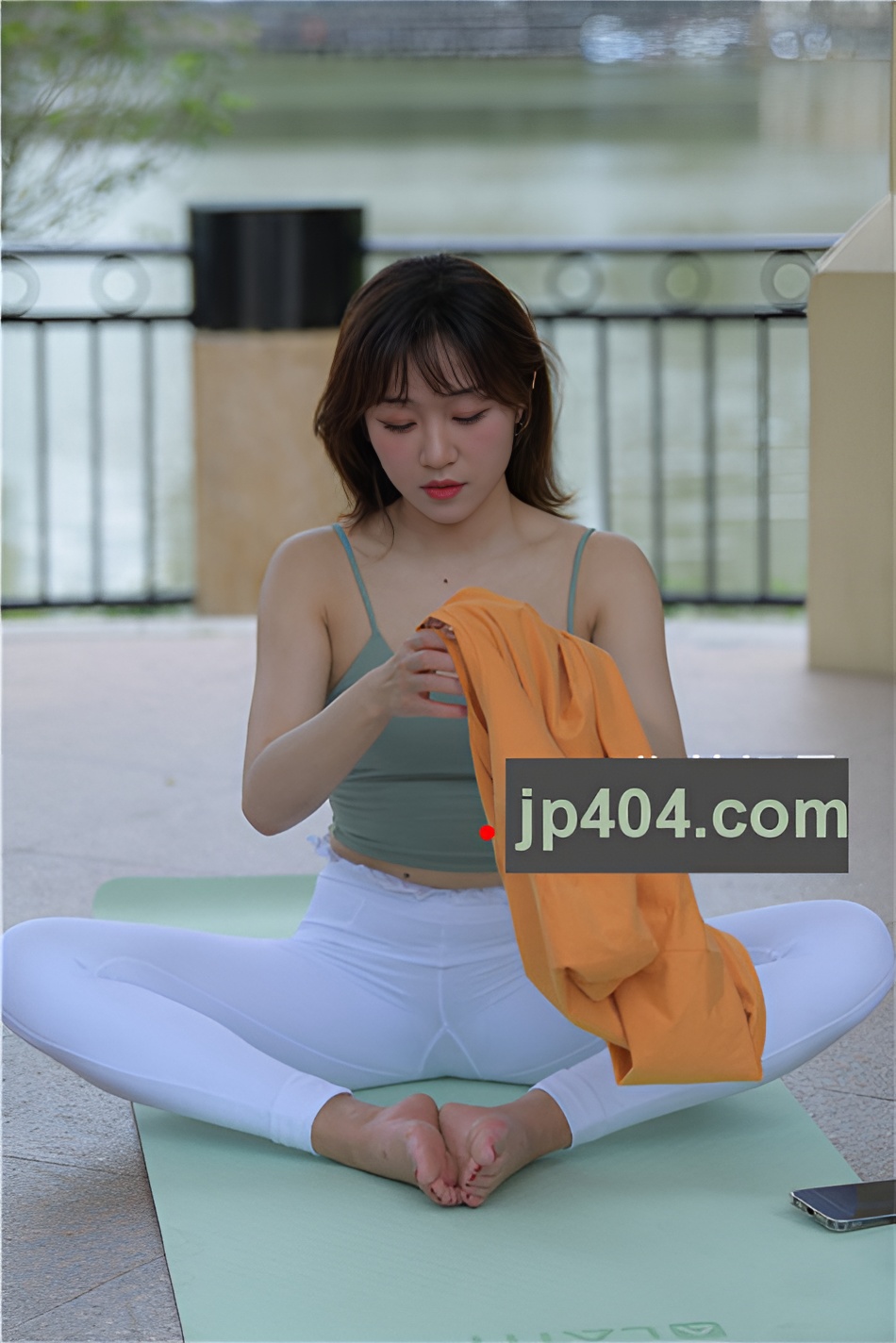 （套图一）阳光明媚的下午，她迟到了 (396P)[8.02G/JPG]