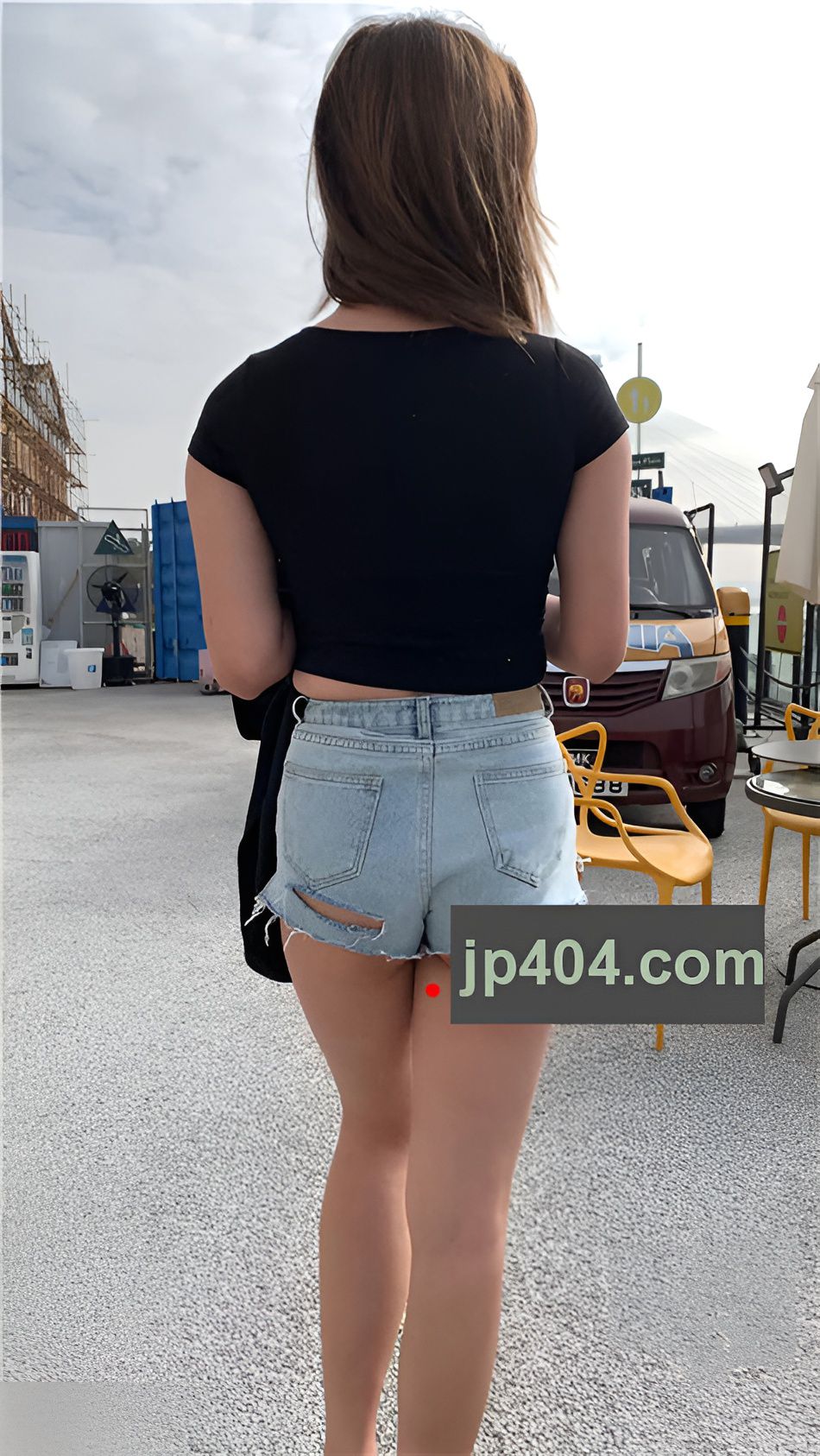 （视频）牛仔热裤  [5.97G/MP4]