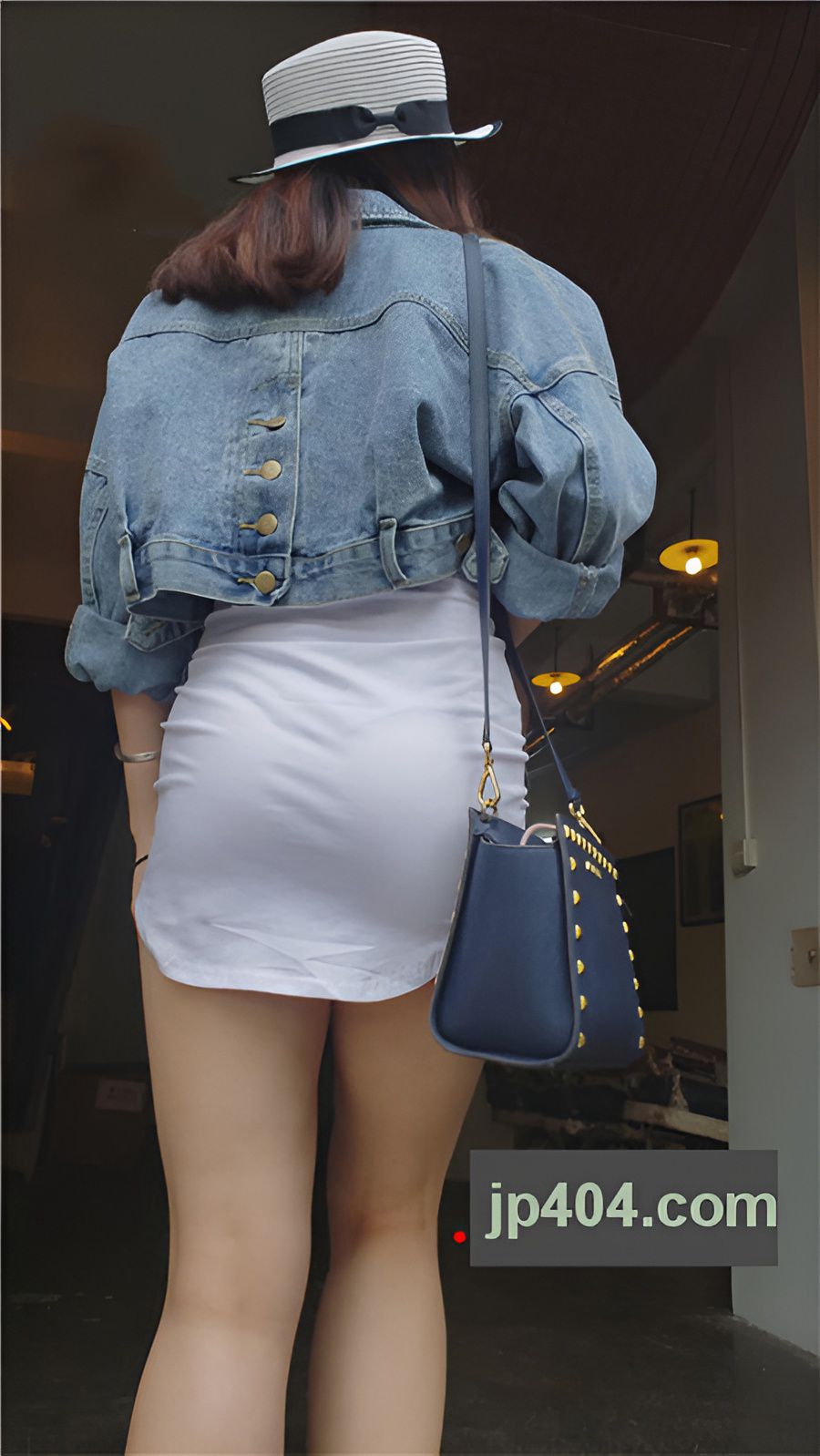 江南小镇-白裙美女【视频】