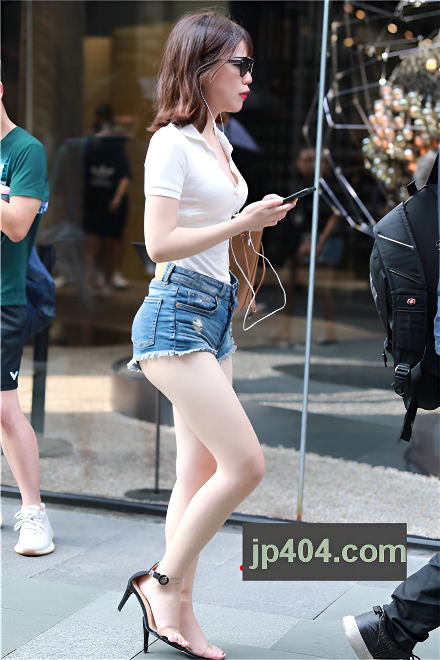 书店热裤小妹 【套图+视频】