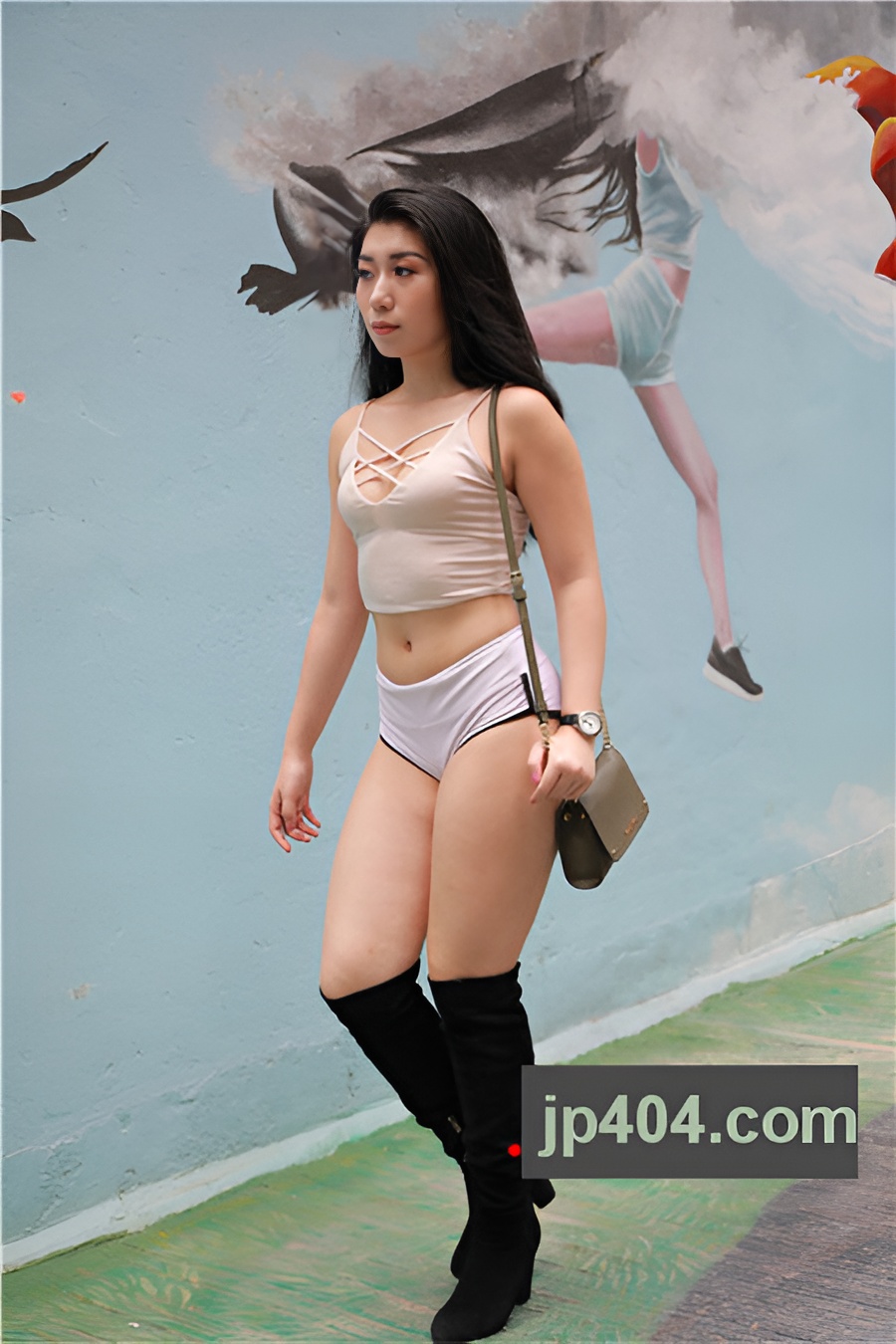 （套图）吊带短裤月牙美女(147P)[1.08GB/JPG]