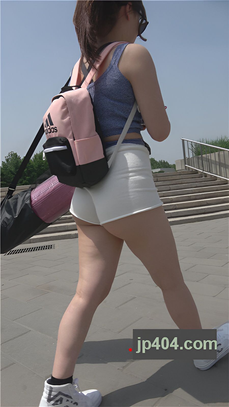 （视频）丰腴月牙小姐姐[14.1G/MP4]