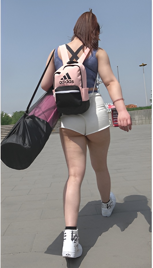 （视频）丰腴月牙小姐姐[14.1G/MP4]