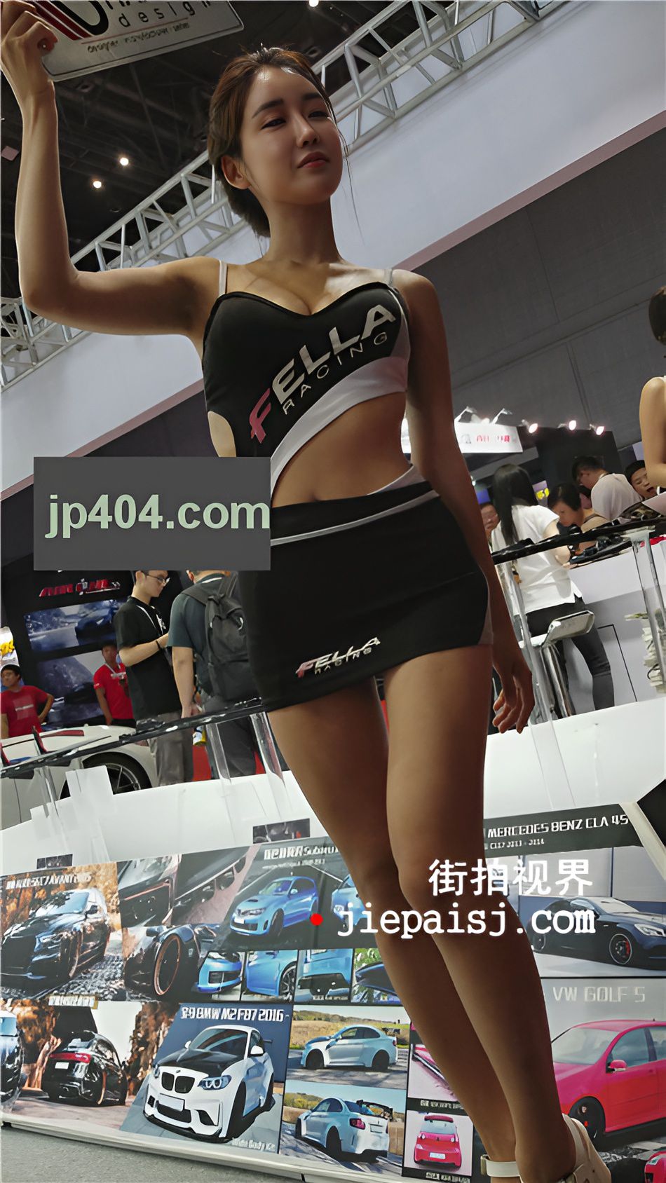 黑裙美模[746M/MP4]