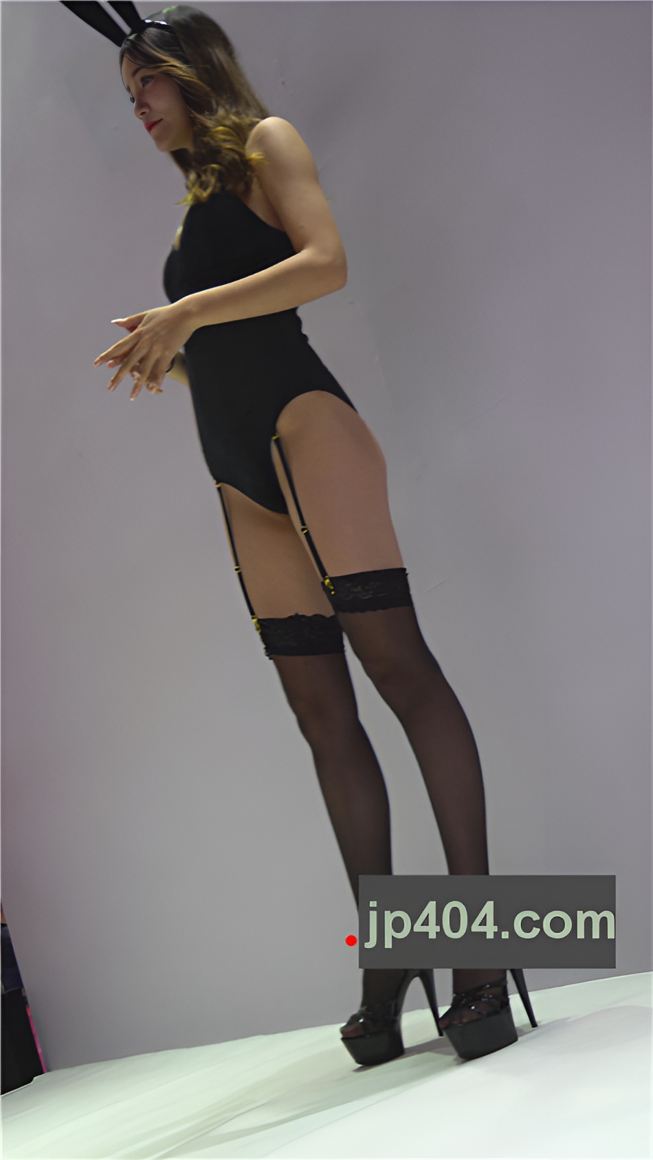 性感长腿兔姐姐[1.93G/MP4]