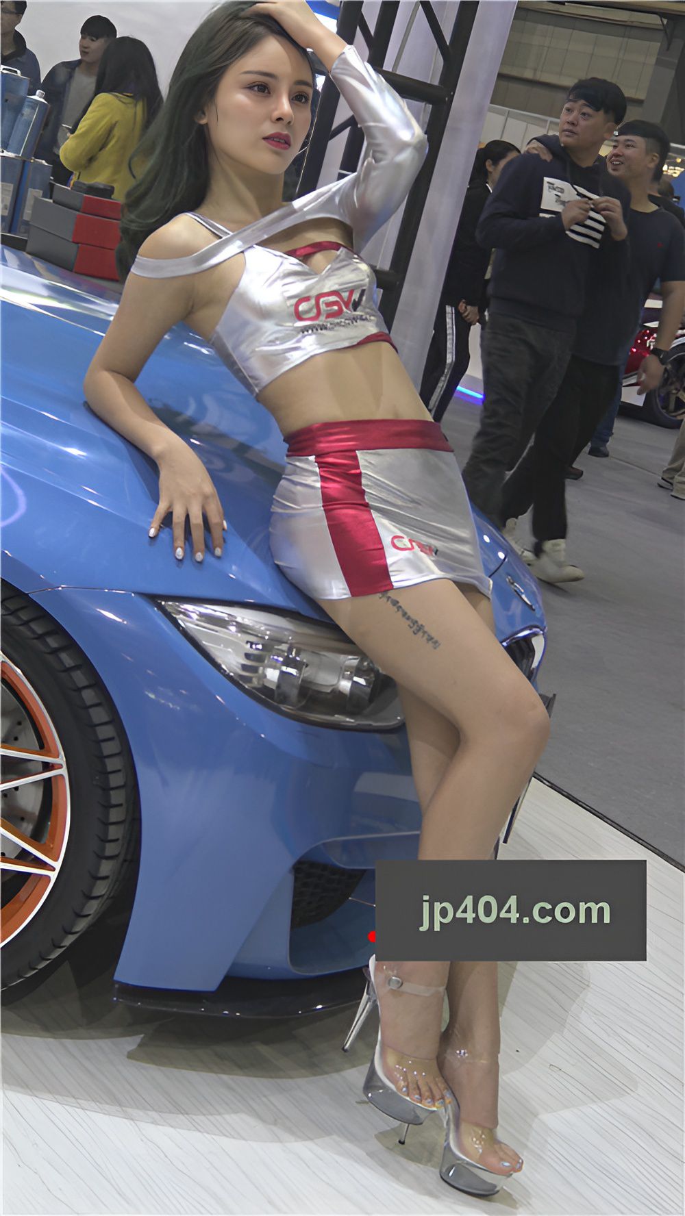 性感的银裙车模MM[8.84G/MP4]