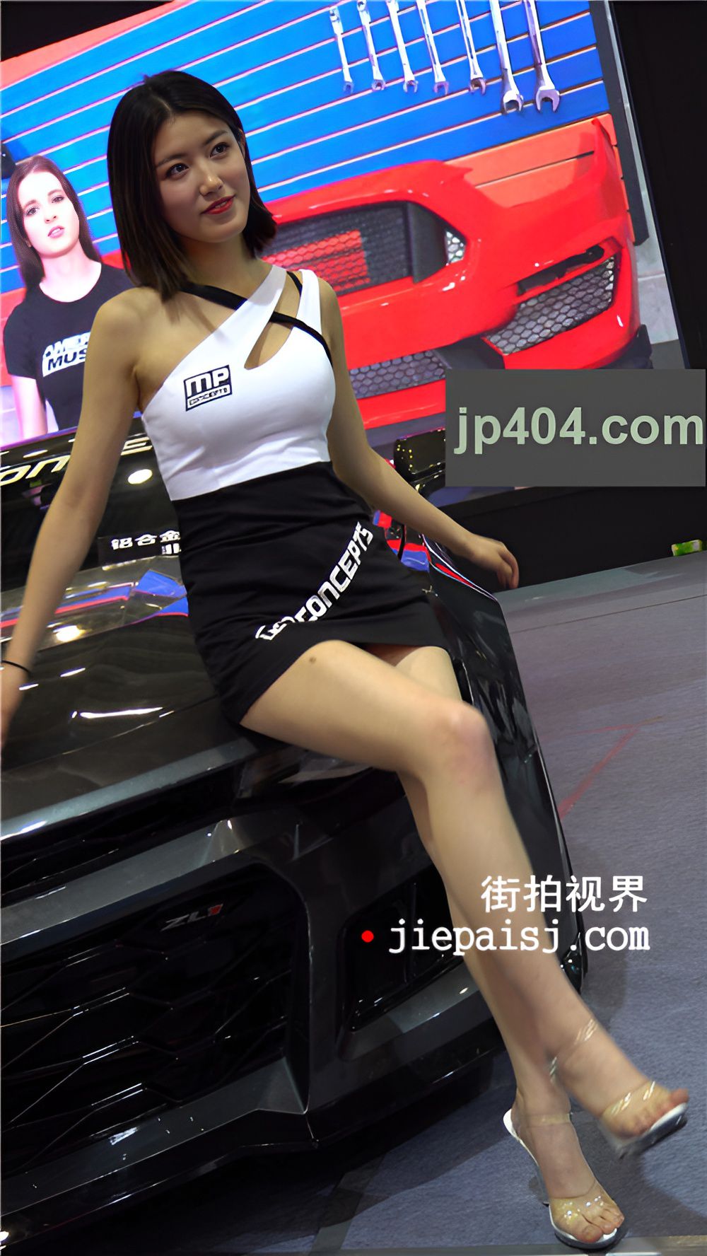 漂亮的长腿车模美女[1.43G/MP4]