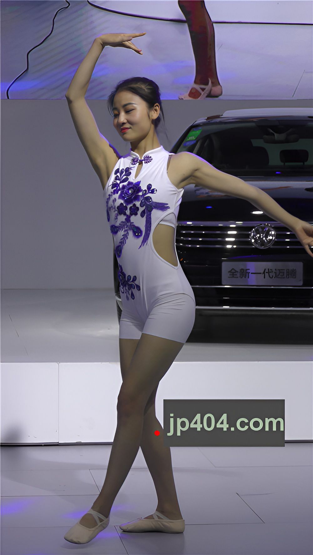 车展上的精彩表演[2.02G/MP4]