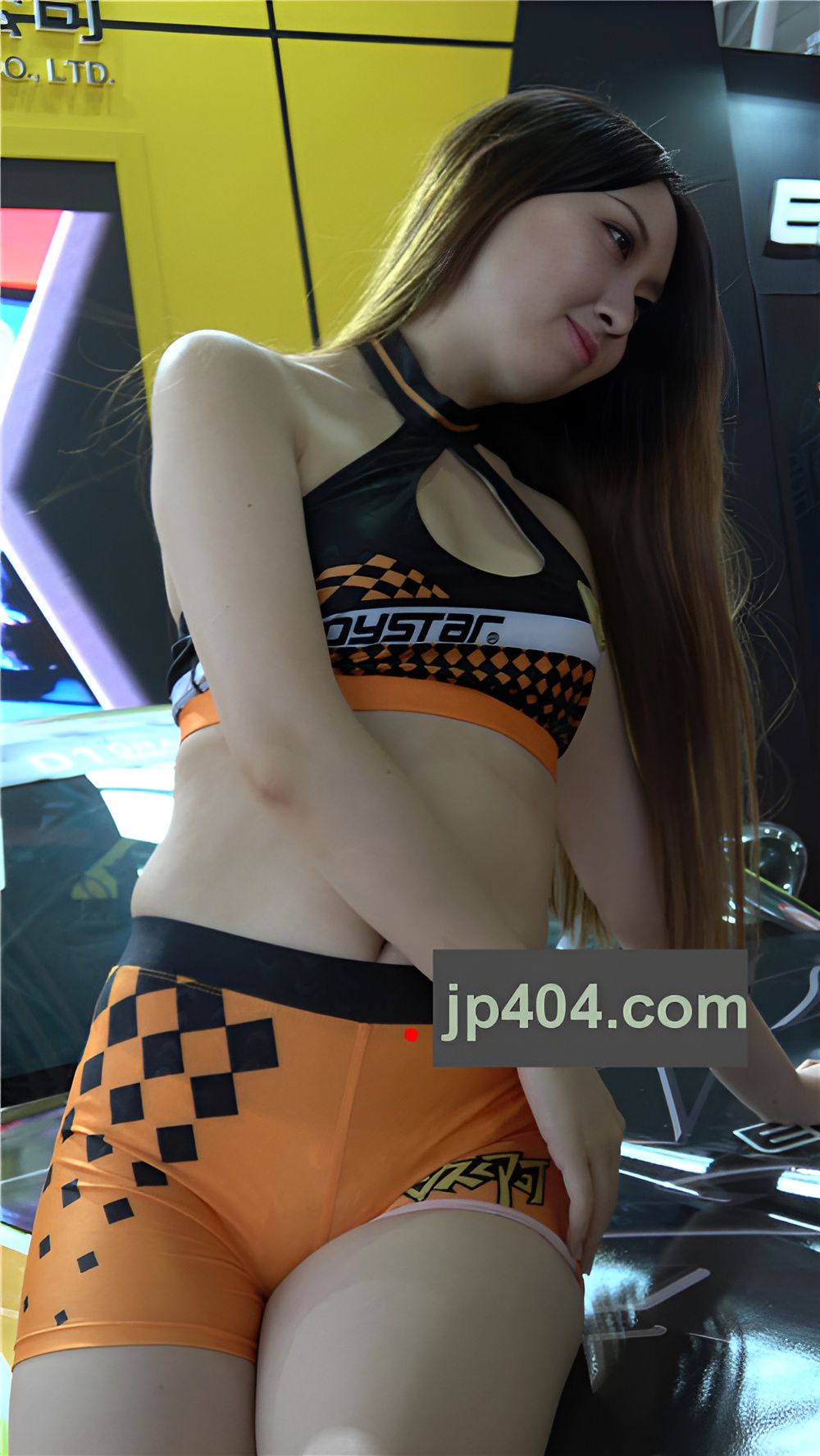 极品性感的车模美女②[1.16G/MP4]