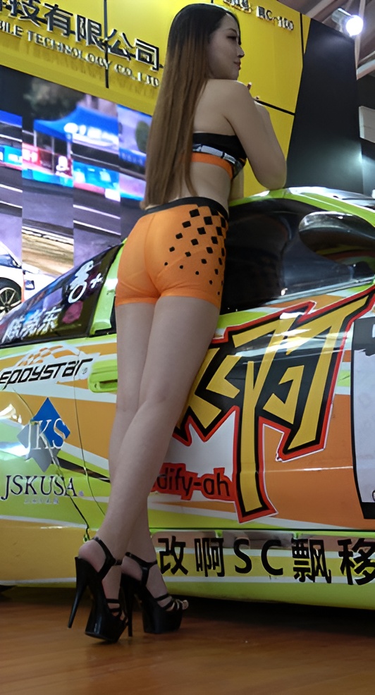 极品性感的车模美女②[1.16G/MP4]