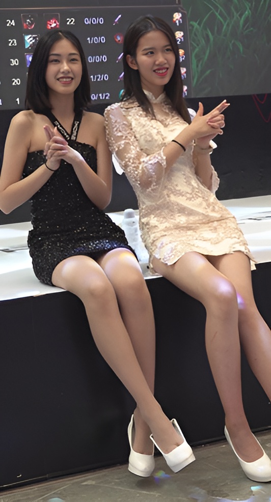 两个模特美女[1.18G/MP4]