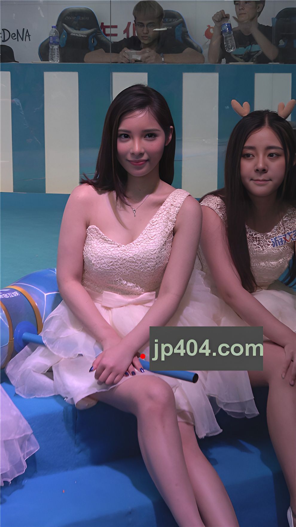 白嫩长腿美女[366M/MP4]