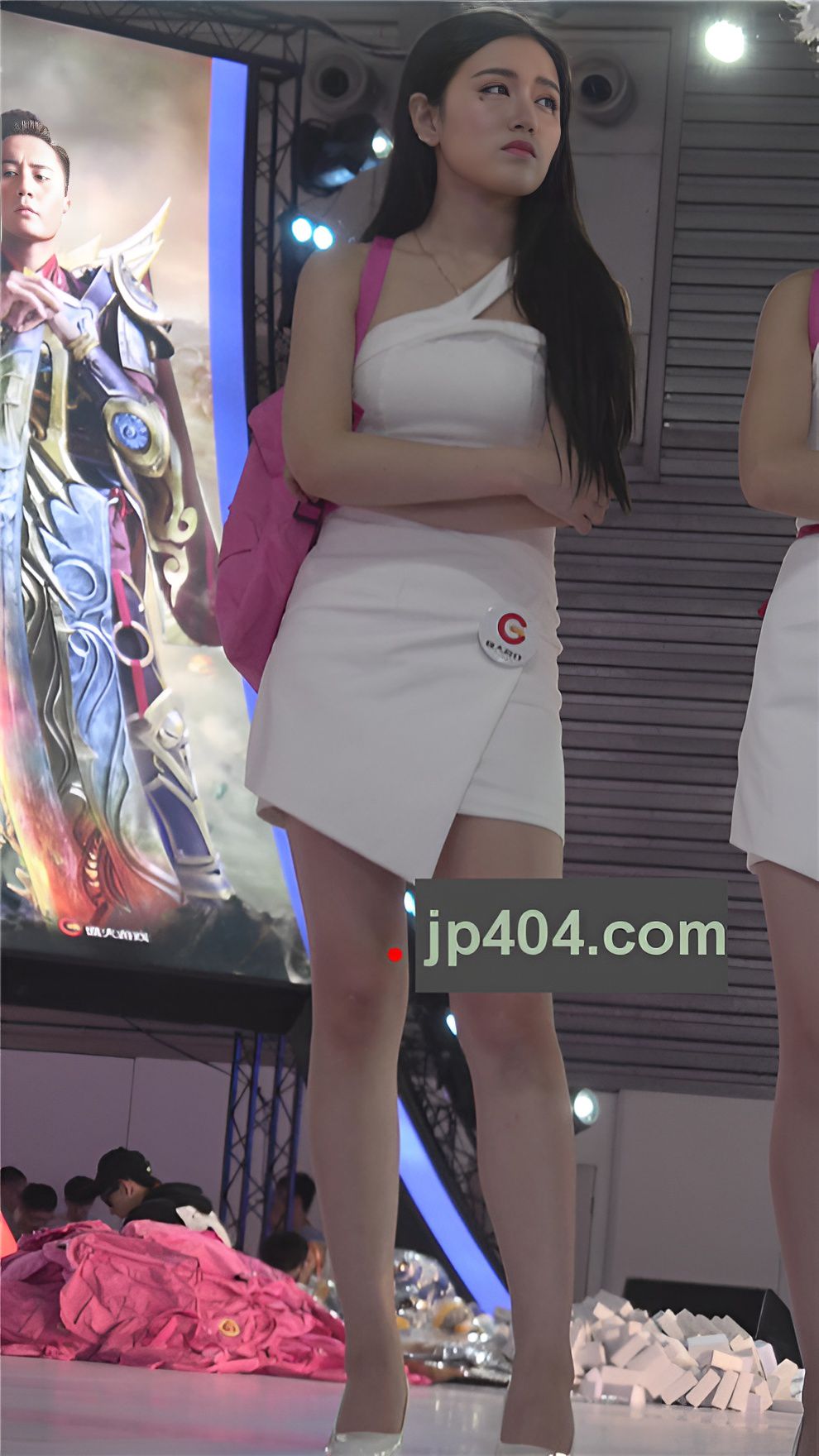 白裙美女[494M/MP4]