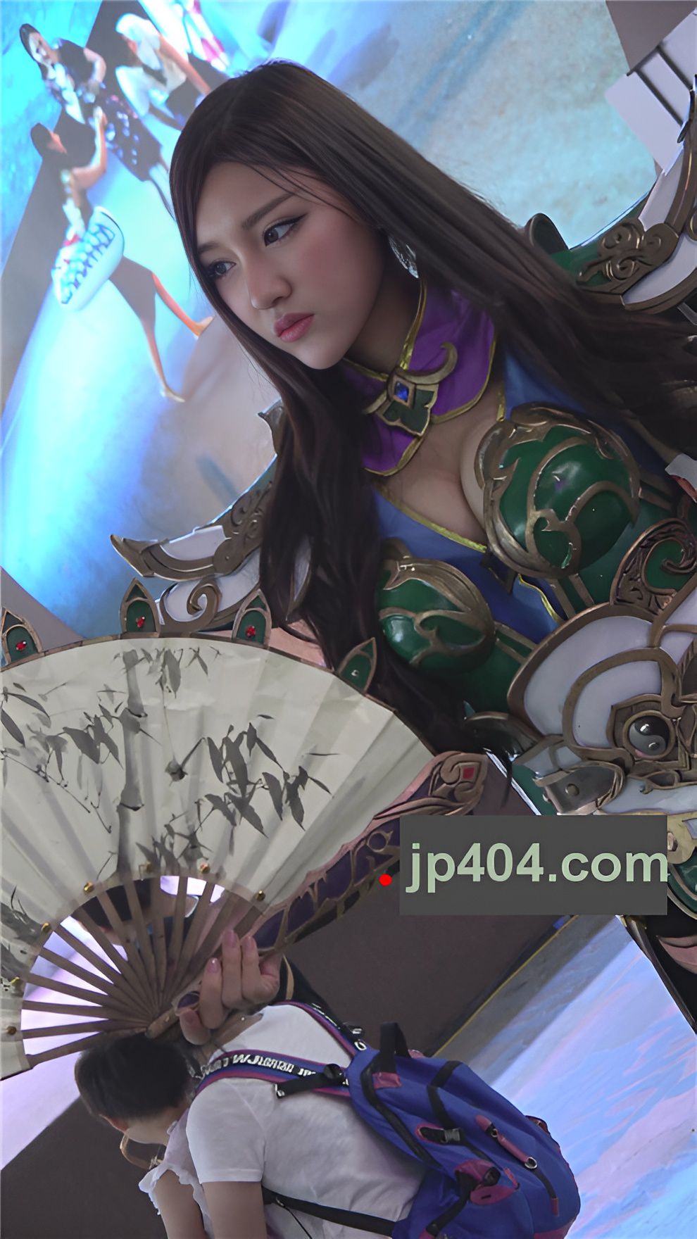 漂亮的长发女孩[606M/MP4]