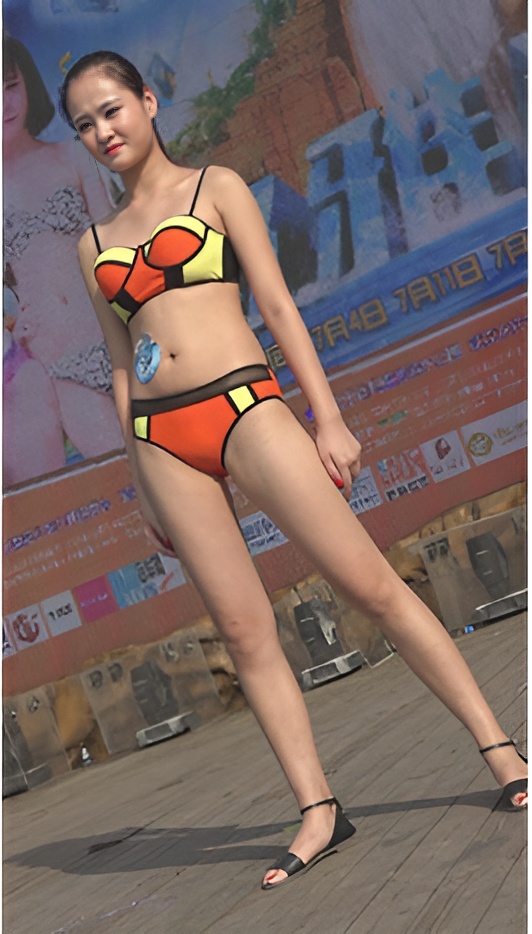 高校比基尼秀漂亮的妹子[543M/MP4]