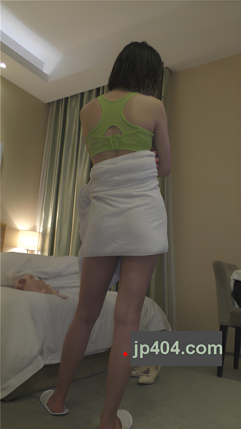 黑色短裤妹子[17.11G/MP4]