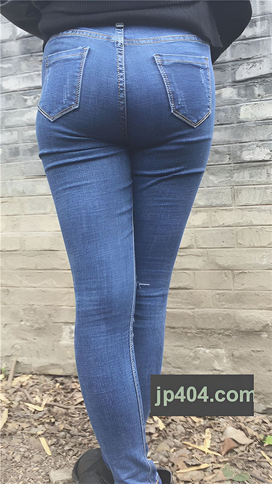 紧身牛仔裤[630M/MP4]