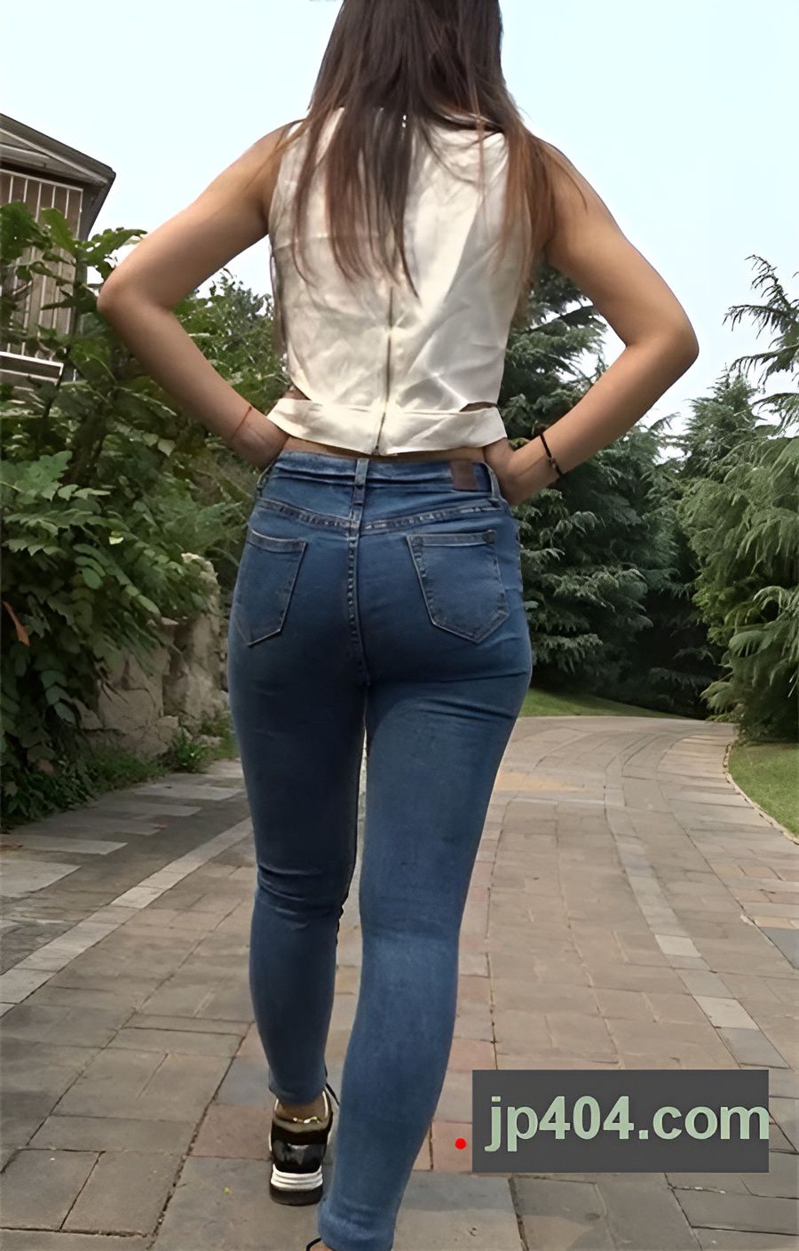 模拍牛仔妹子[1.53G/MP4]