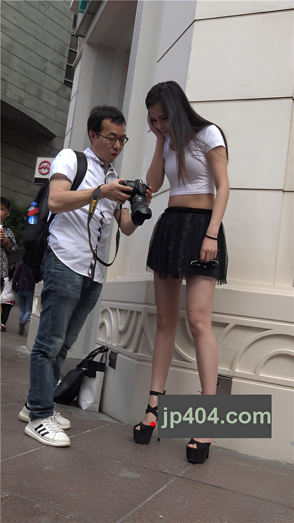 黑色短裙小姐姐[5.36G/MP4]