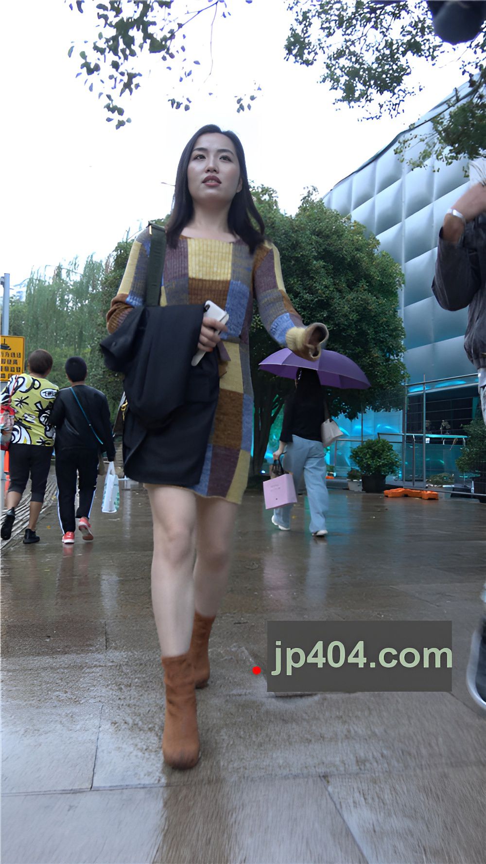 针织裙小姐姐[1.31G/MP4]