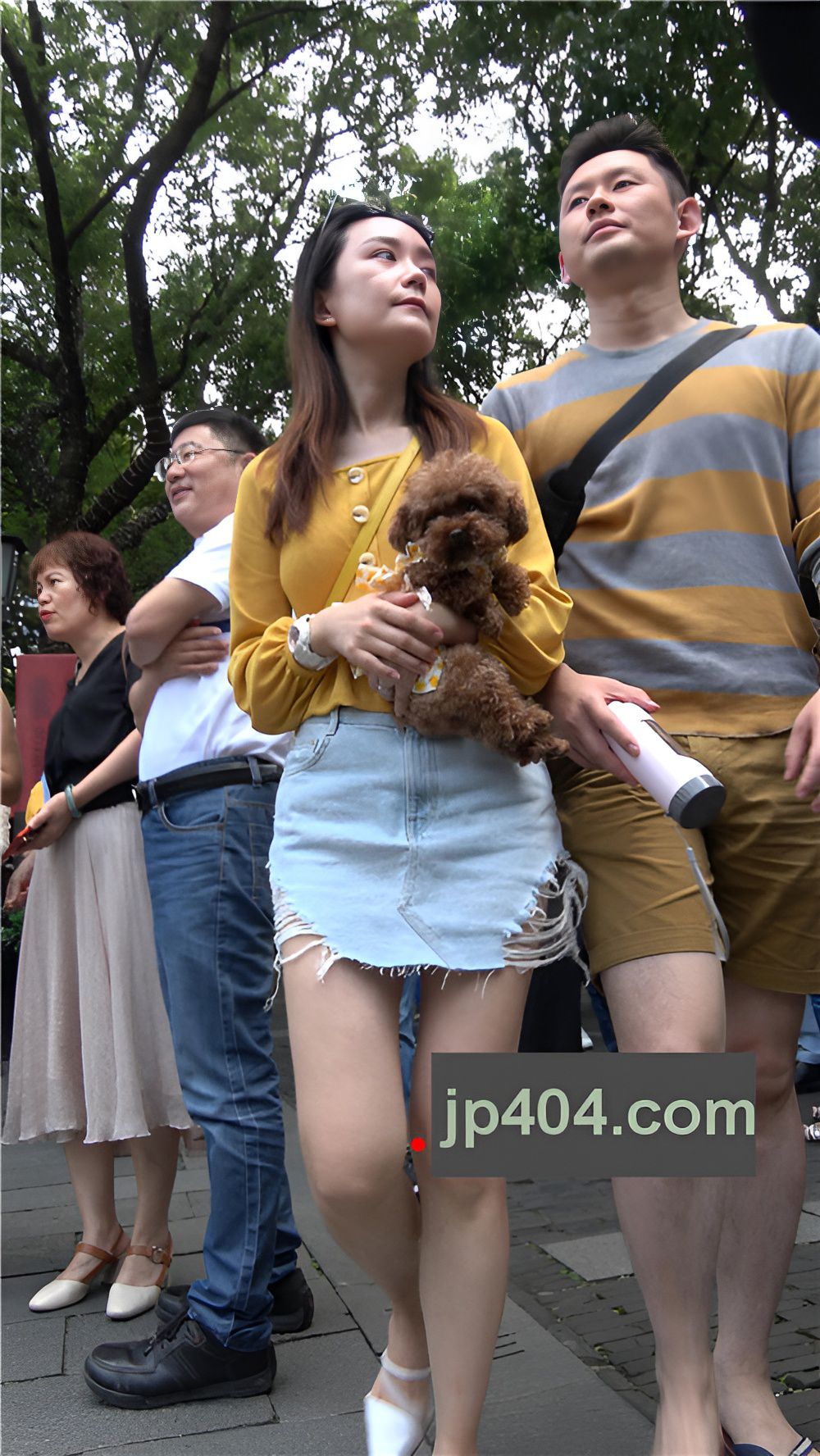 黄衣牛仔裙妹子[1.64G/MP4]