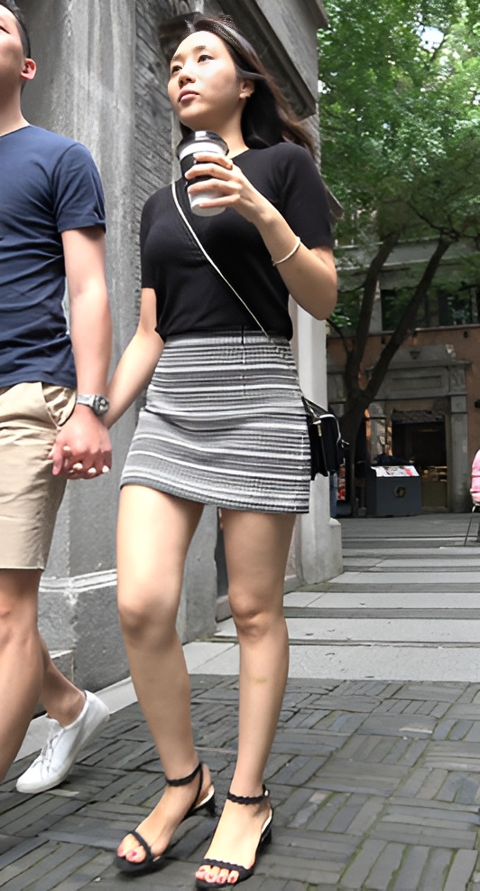 漂亮的包臀裙美女[2.08G/MP4]