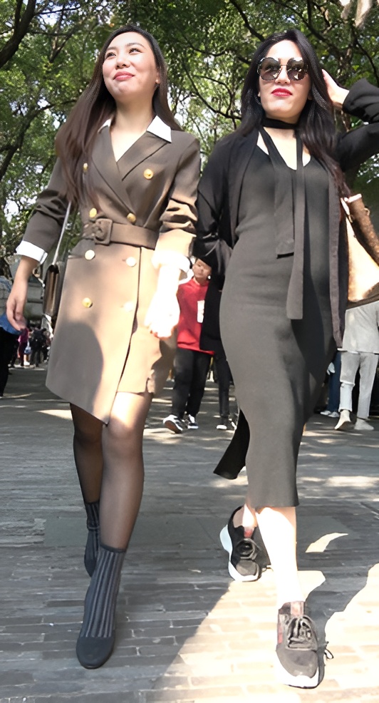 漂亮的黑丝美女小姐姐[1.93G/MP4]