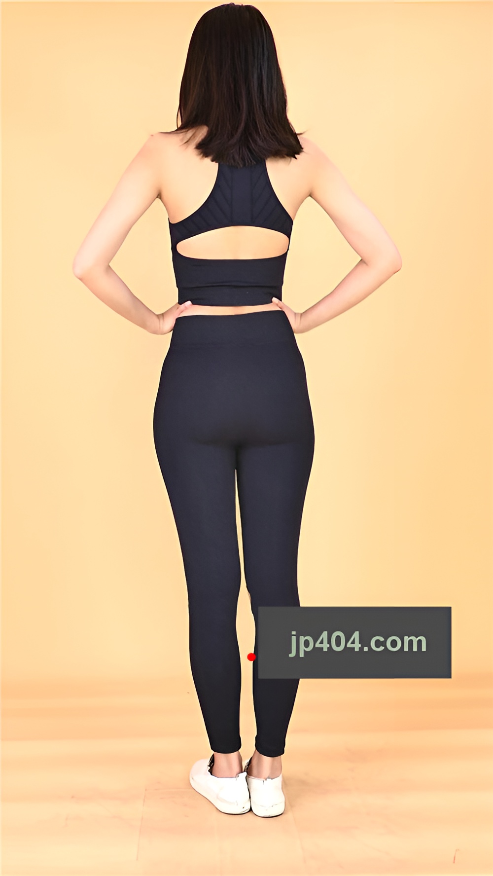 小鱼的黑色紧身裤[400M/MP4]