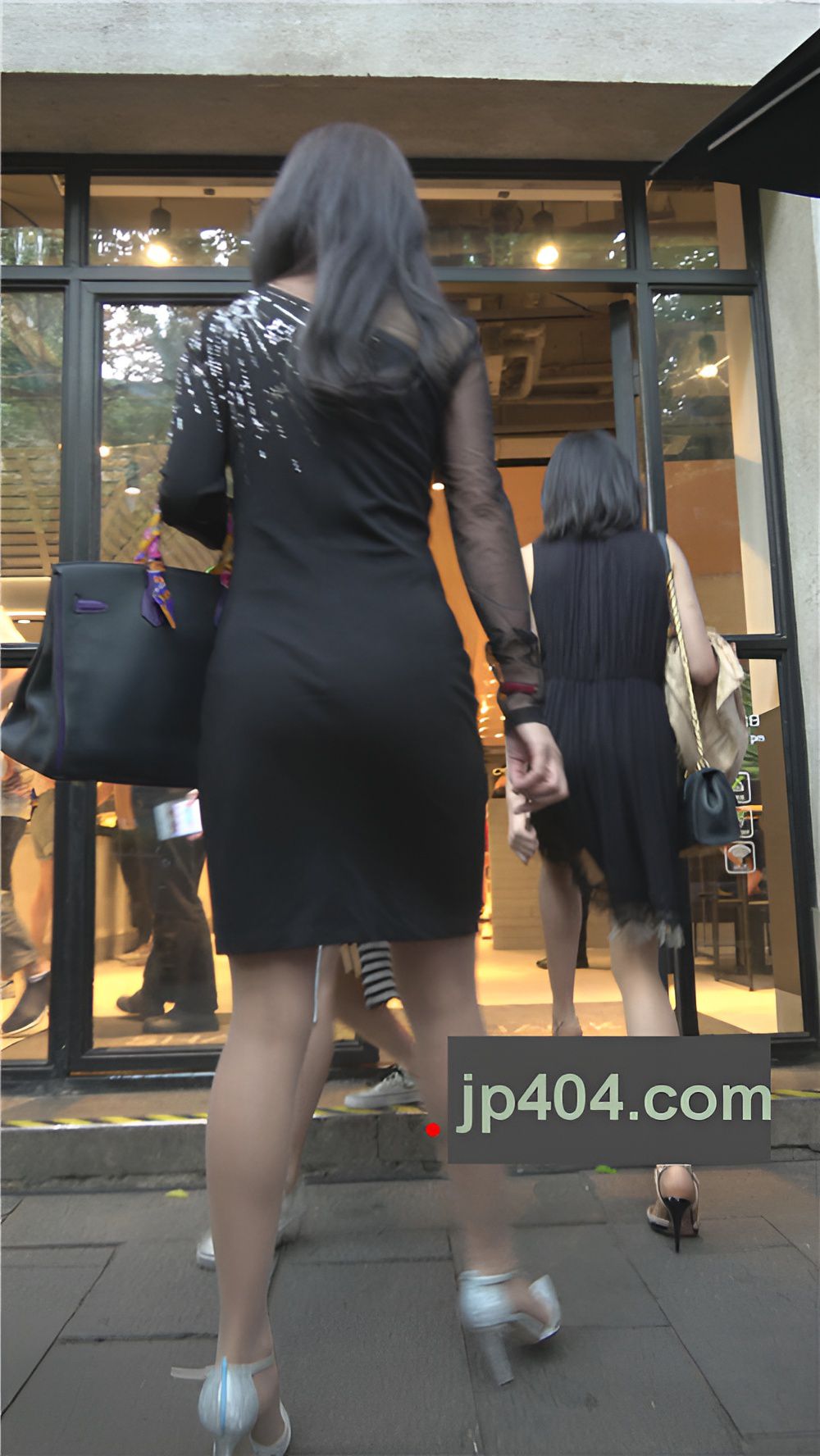 黑色连体包臀裙[1.63G/MP4]