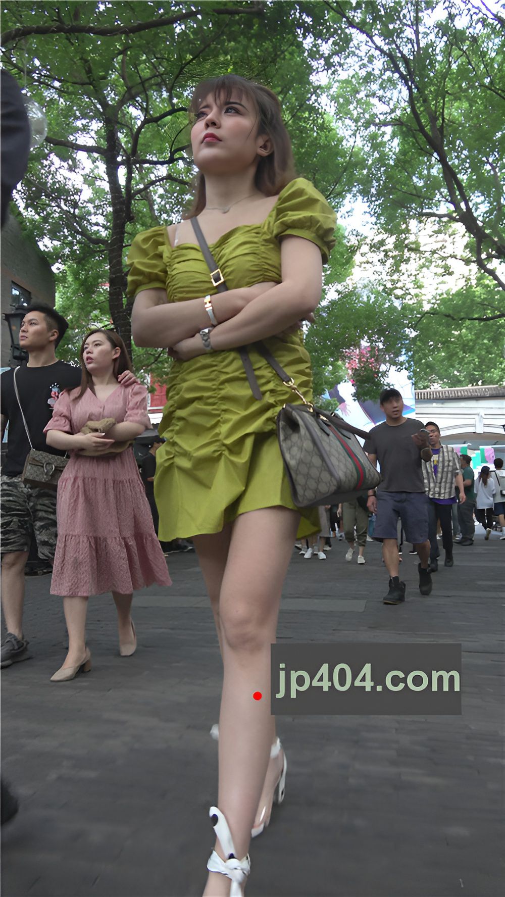 连衣短裙小姐姐[936M/MP4]