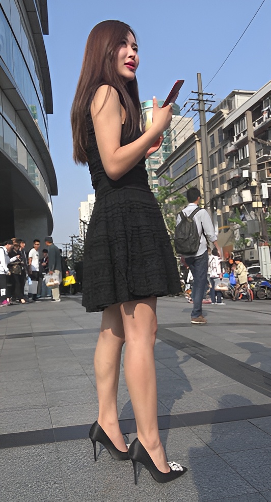 黑色连衣裙美女[1.43G/MP4]