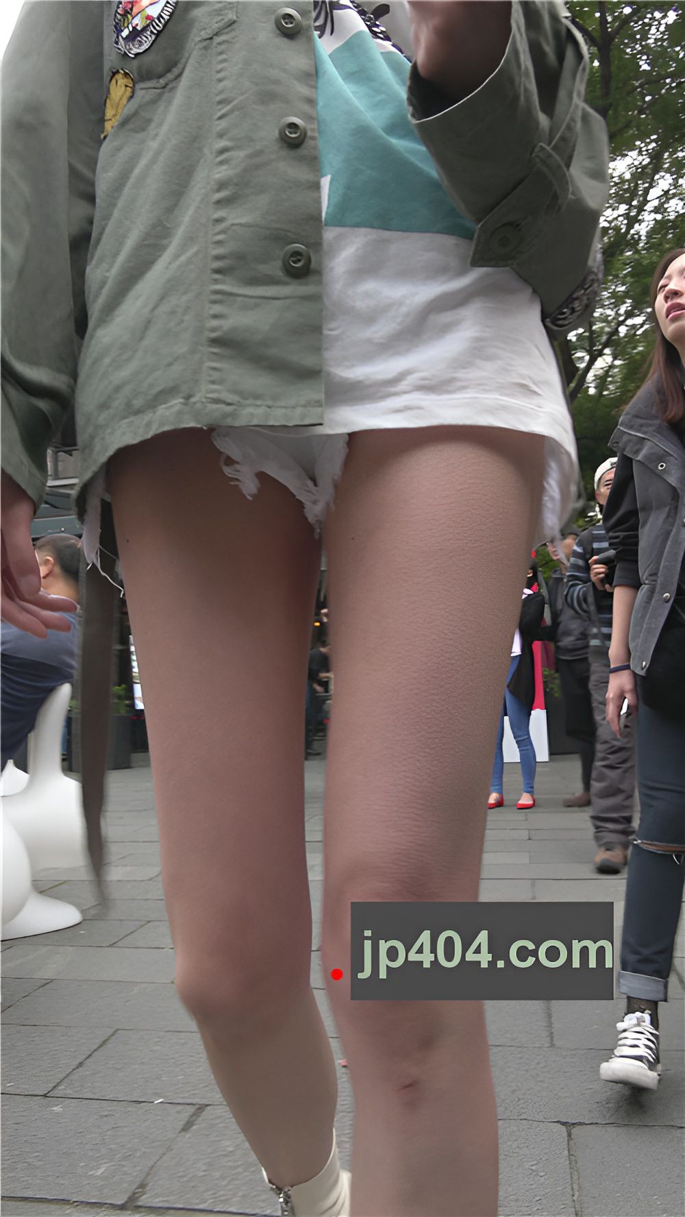 漂亮的两个气质小姐姐[1.51G/MP4]