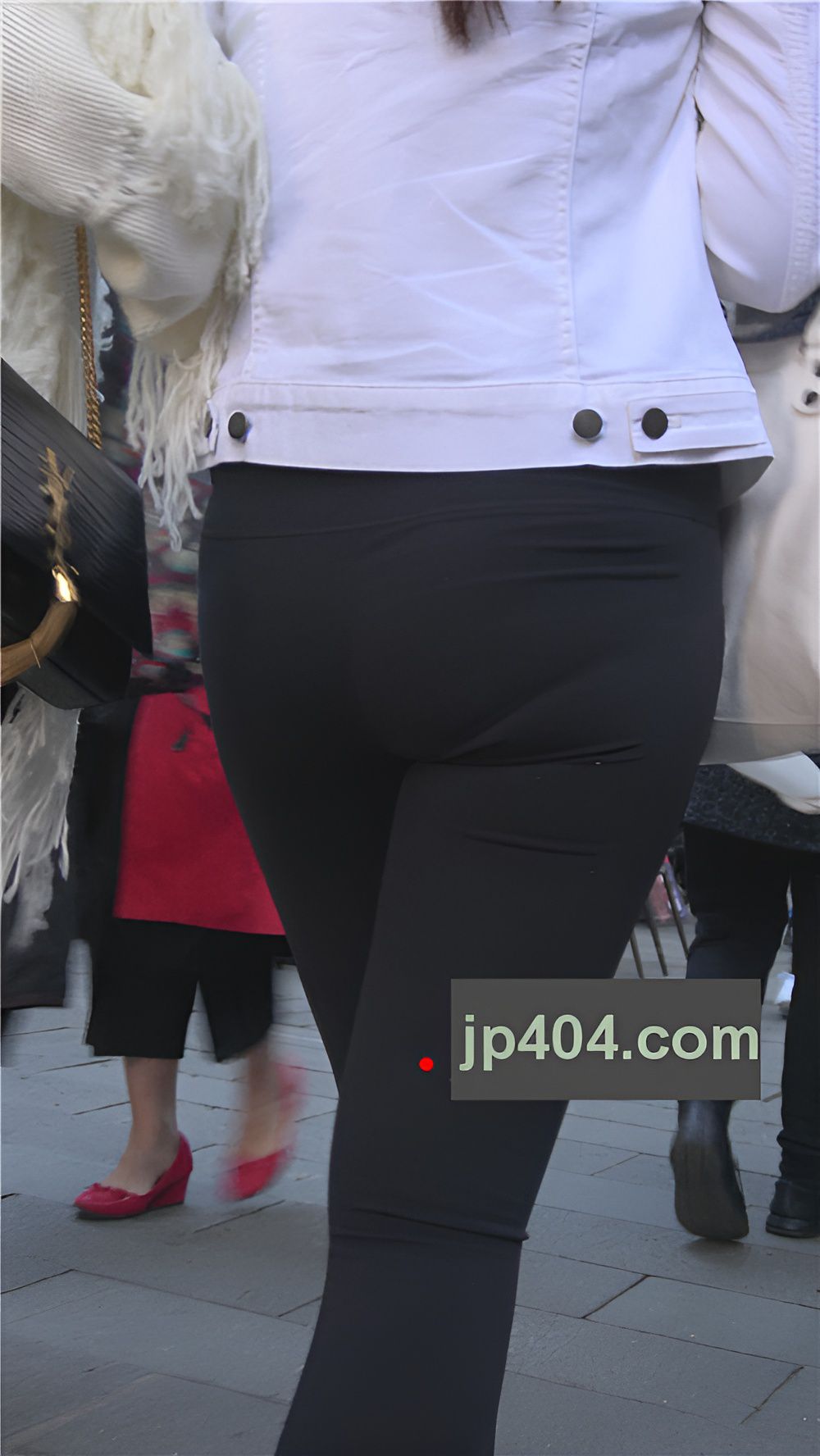 两个漂亮的小姐姐[1.77G/MP4]