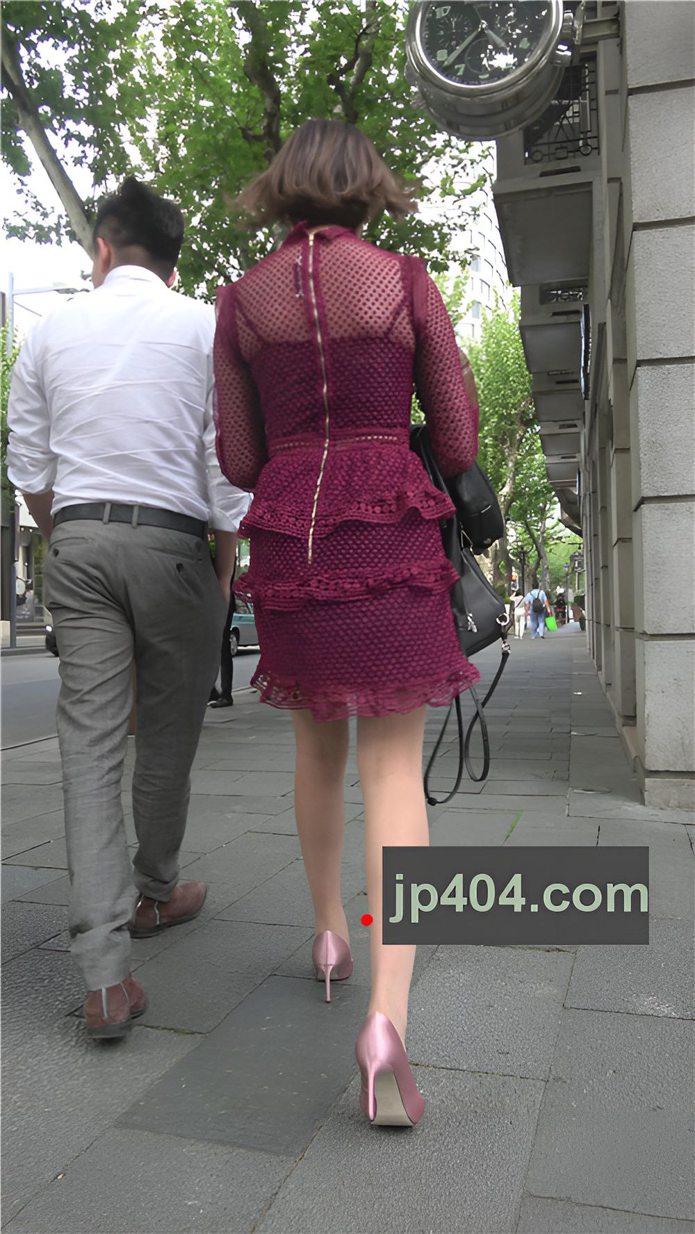 漂亮的短发小姐姐[1.37G/MP4]