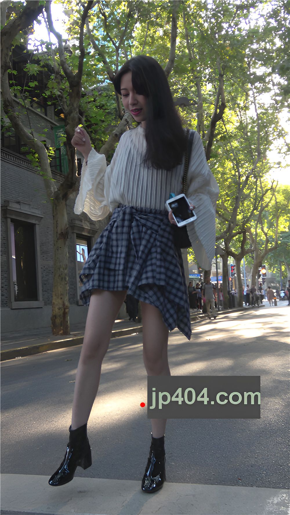 漂亮的气质小姐姐[1011M/MP4]