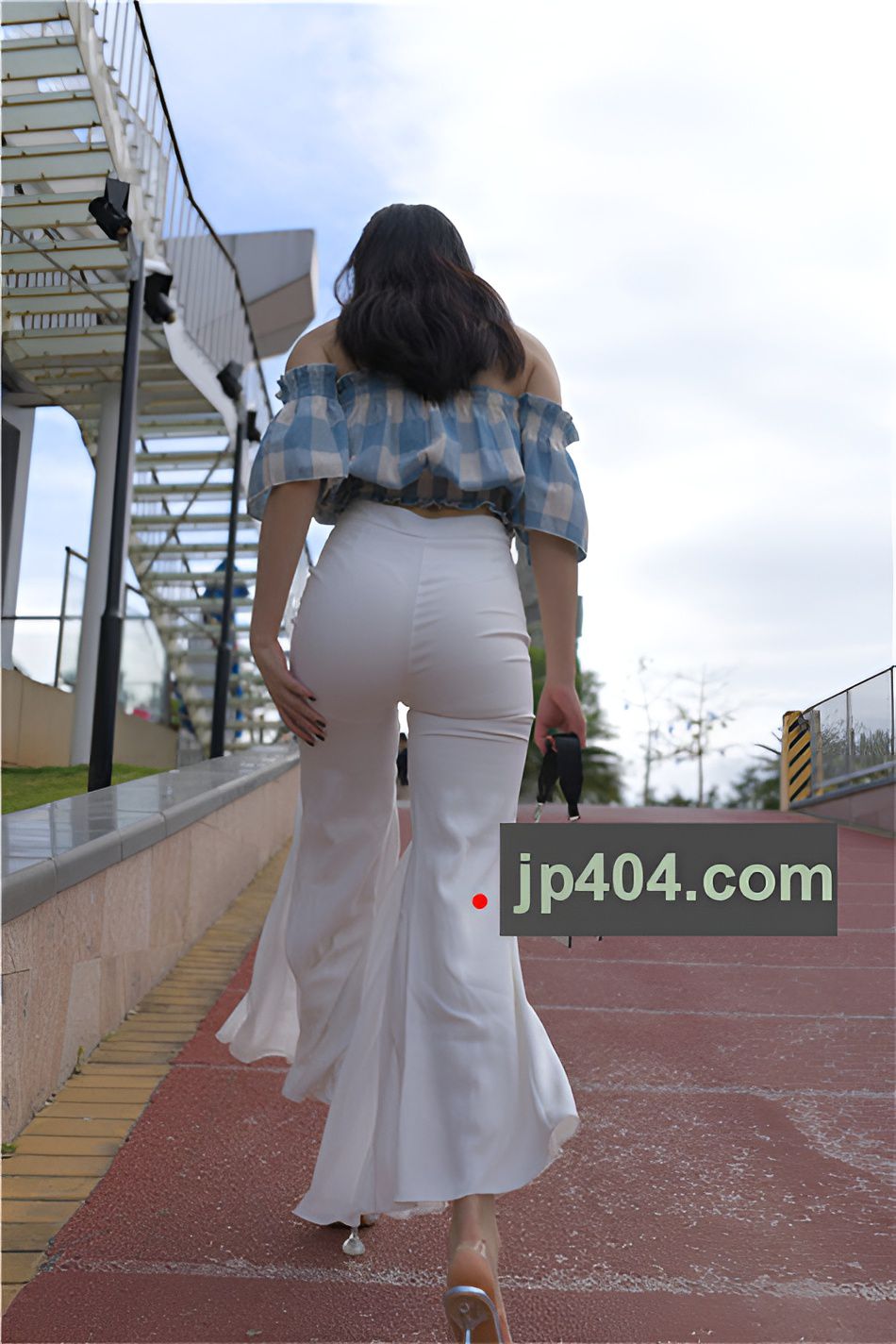 （套图一）不自觉的想你 (408P)[8G/JPG]