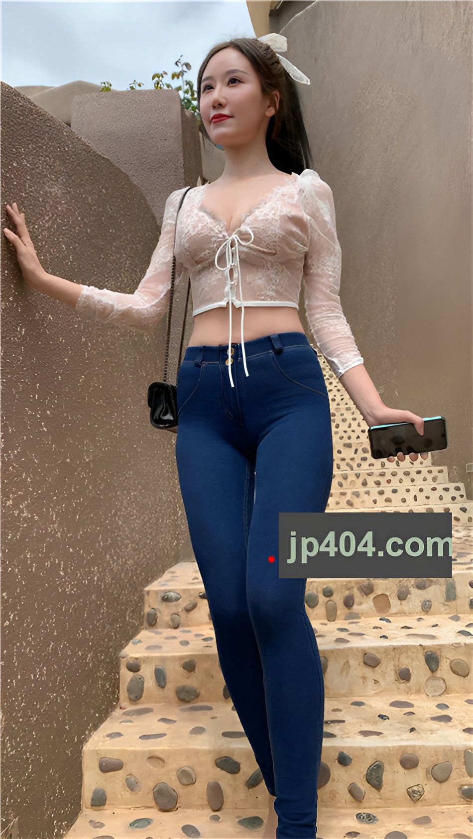 （视频）紧身蜜桃裤[6.81G/MP4]