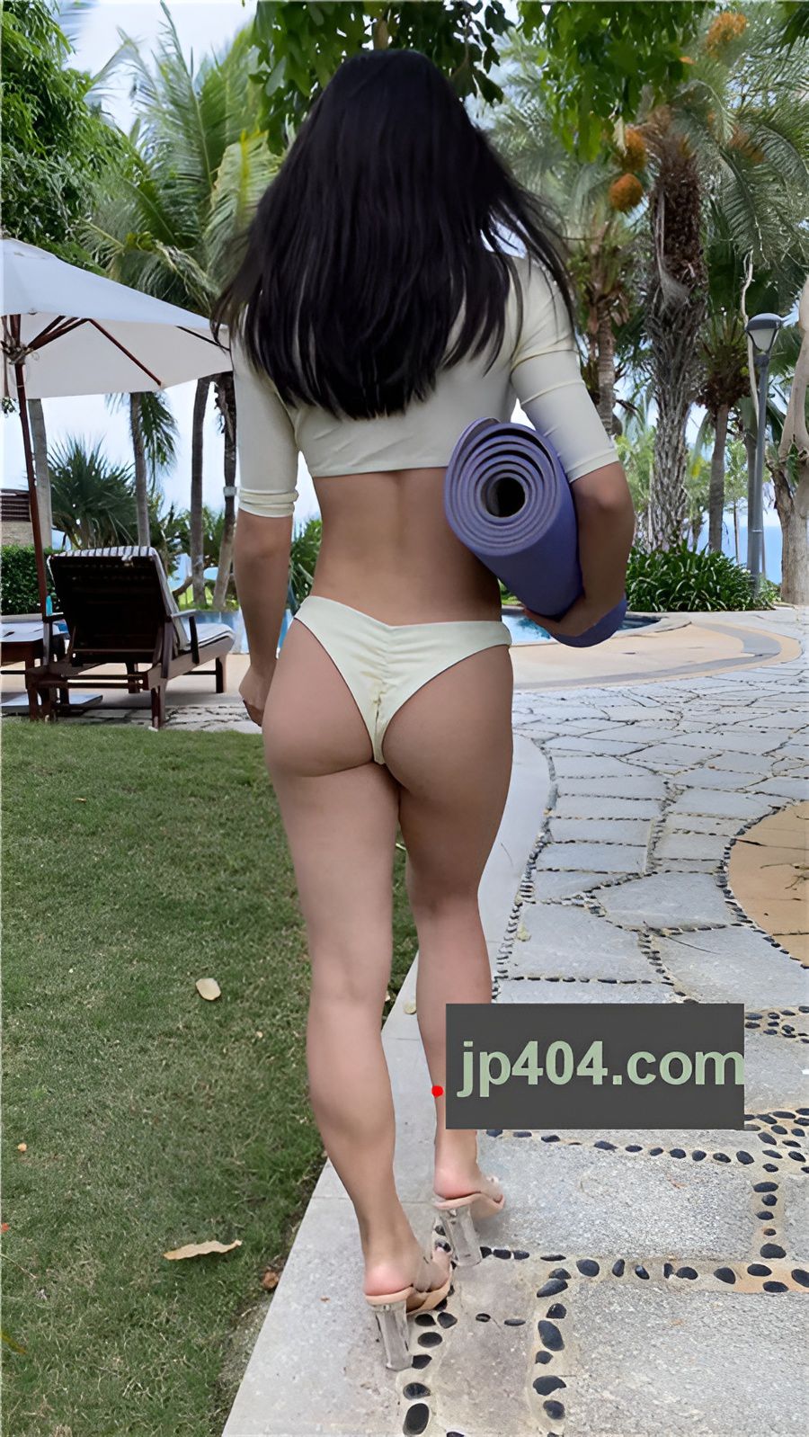 （视频）盛夏-浅黄色泳装[4.32G/MP4]