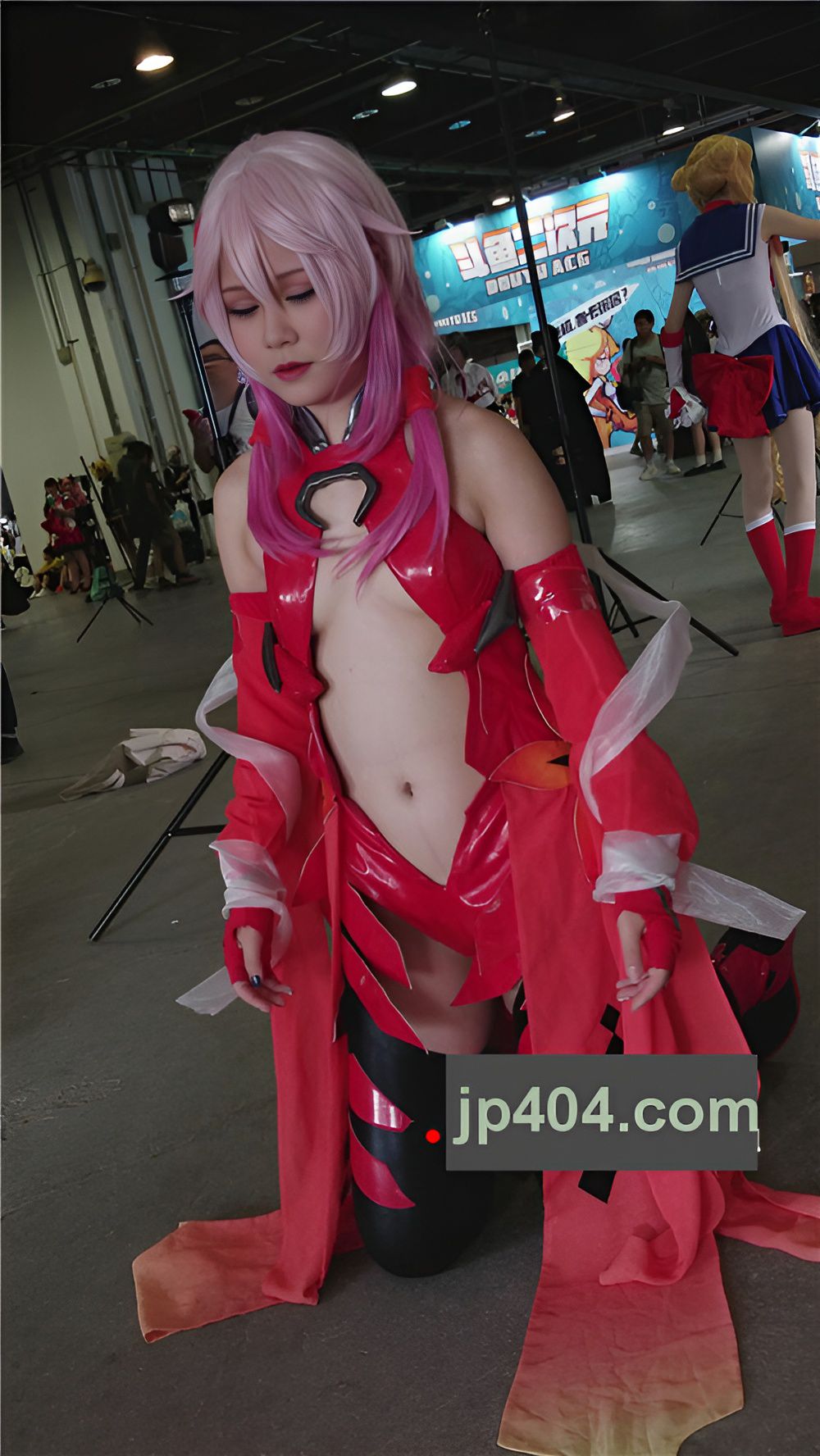 性感的苗条coplay妹子[646M/MP4]