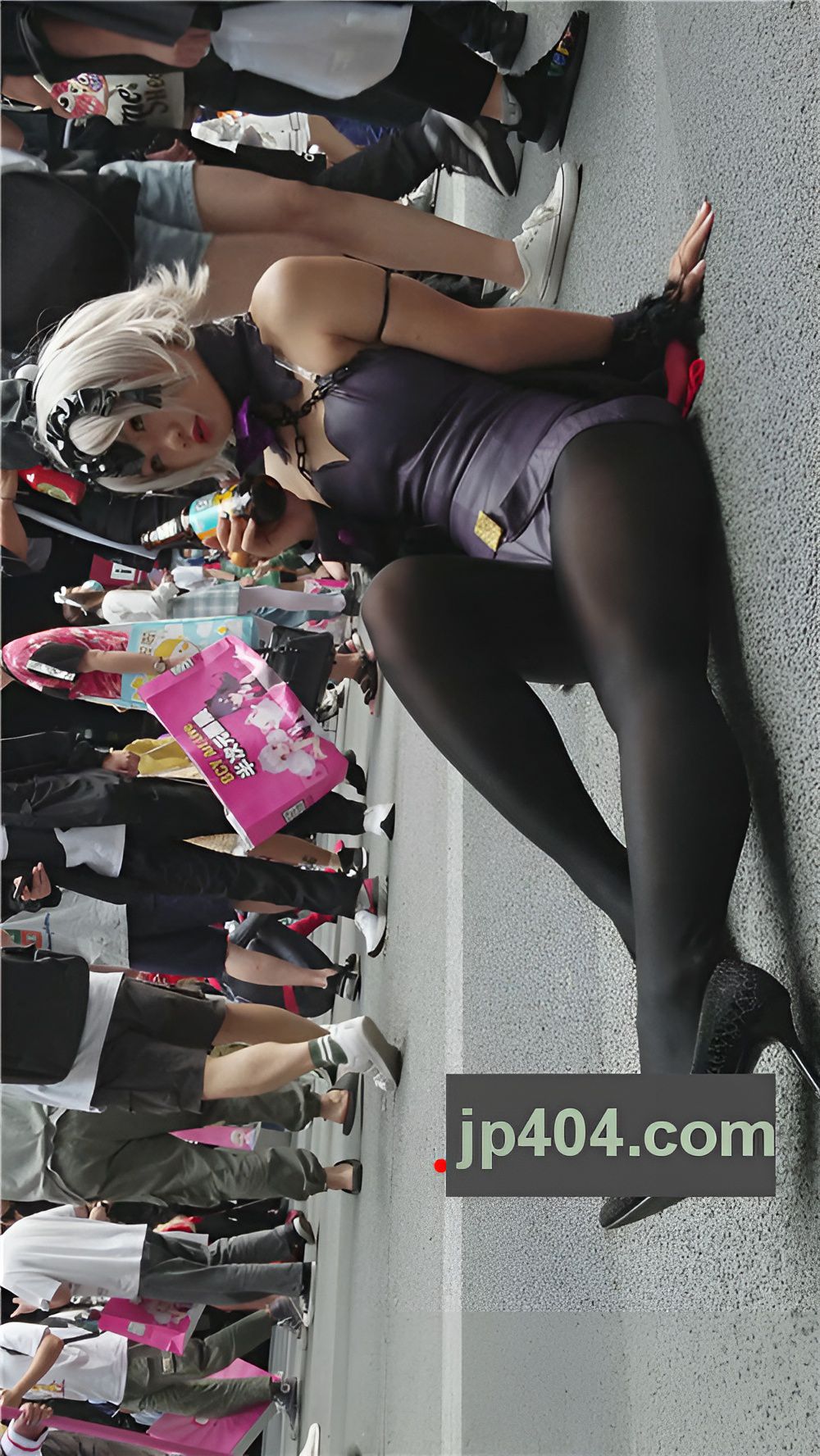 黑丝coplay小妹[704M/MP4]