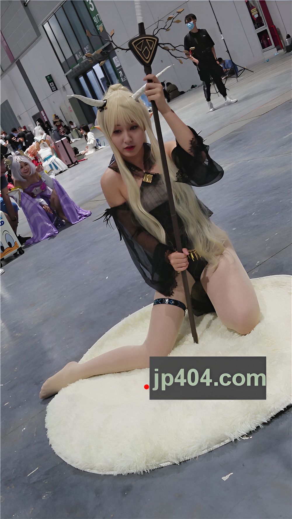 coplay肉丝小恶魔[582M/MP4]