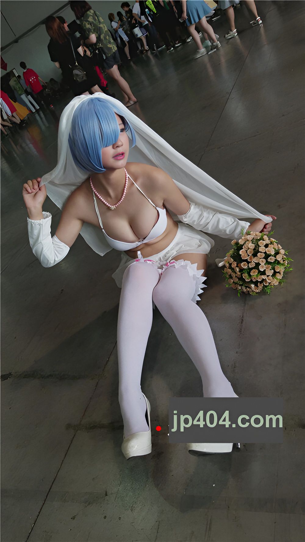 性感的coplay妹子[382M/MP4]