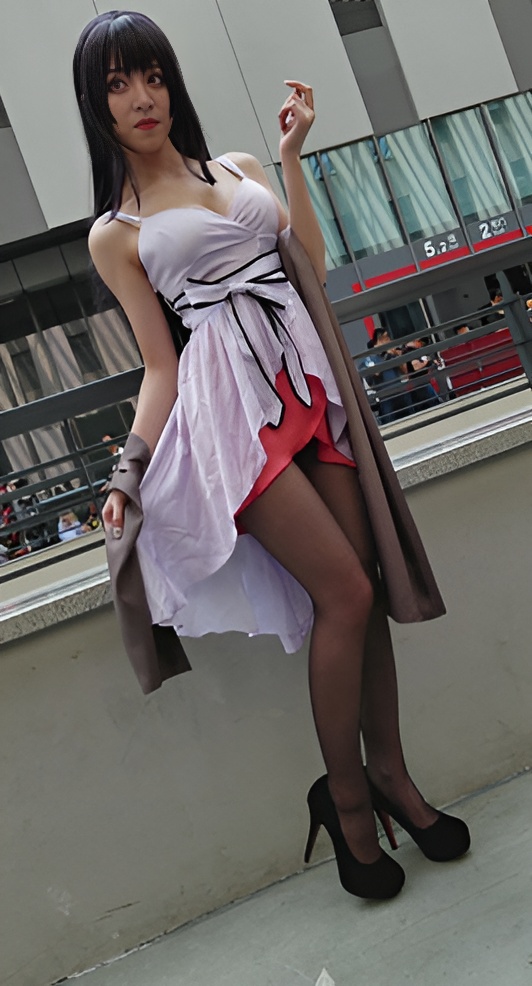 漂亮的coplay黑丝美女[745M/MP4]