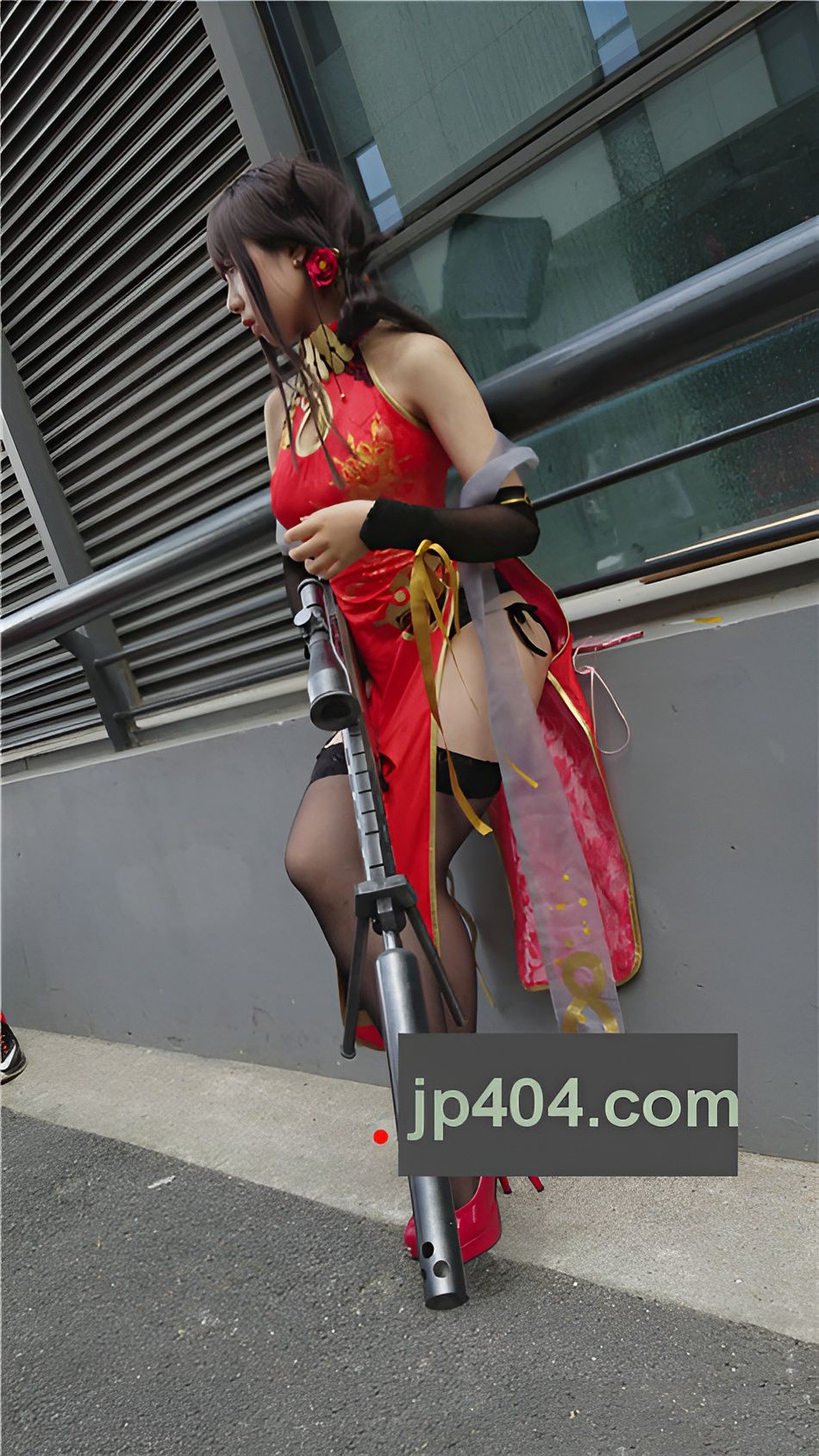 漂亮的coplay狙击美女[696M/MP4]