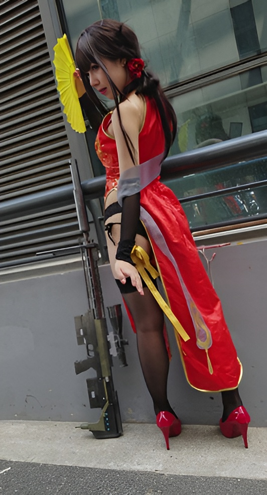 漂亮的coplay狙击美女[696M/MP4]