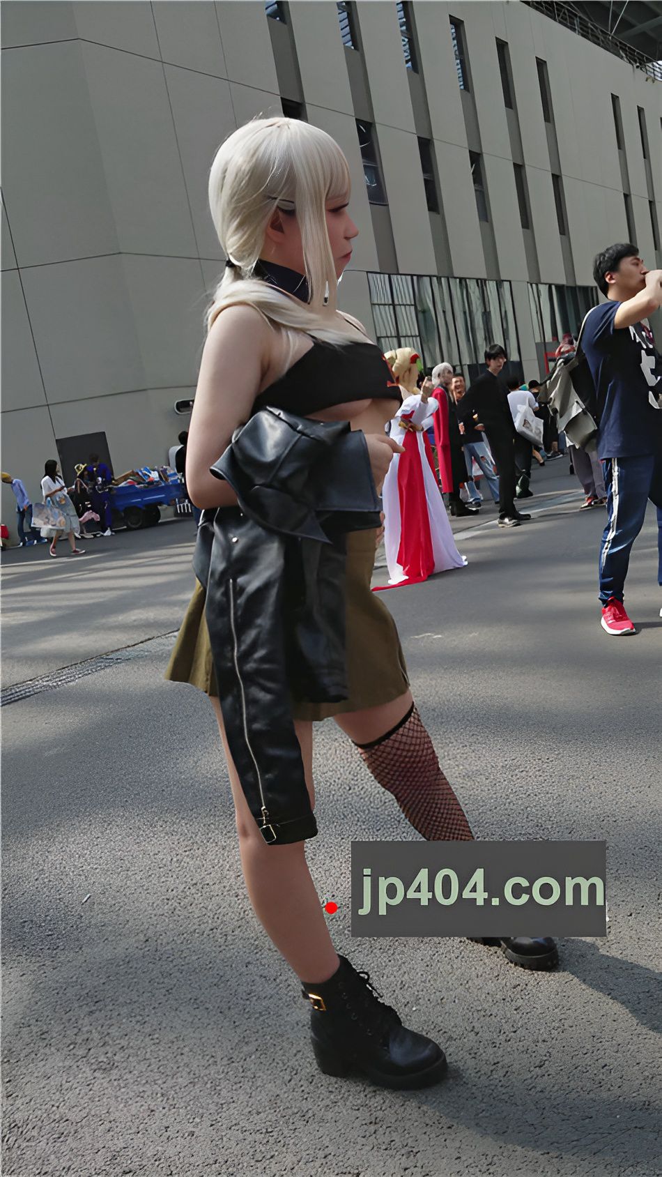 性感coplay妹子[257M/MP4]