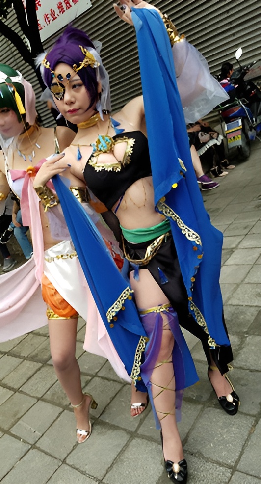 漂亮的coplay妹子[708M/MP4]