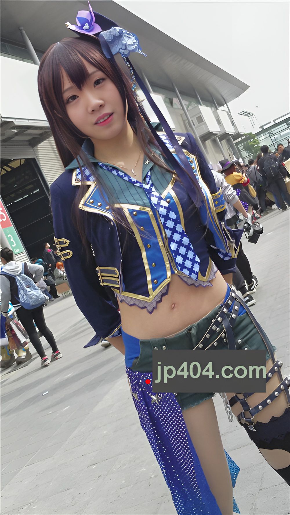 牛仔小热裤cosplay小妹[761M/MP4]